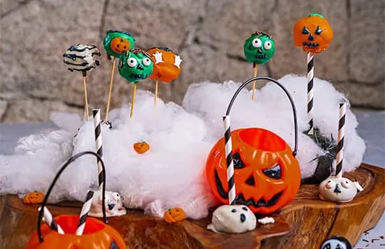 Doces ou travessuras? Confira cinco ideias de brincadeiras para Halloween slide 1