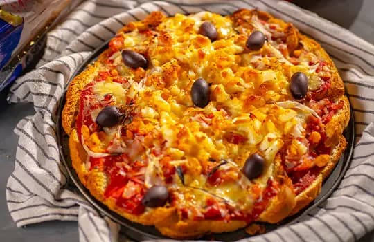 Pizza de Pão com Recheio Portuguesa