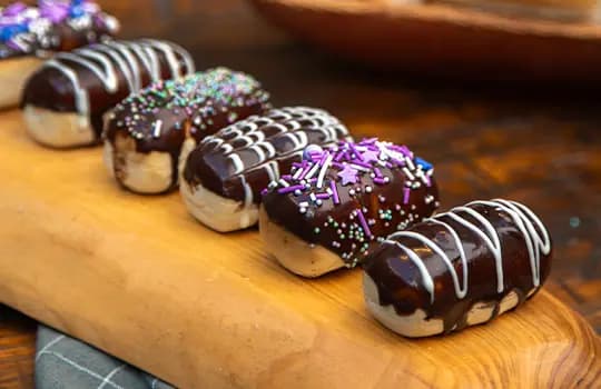 Bomba de Bisnaguinha Recheada de Chocolate