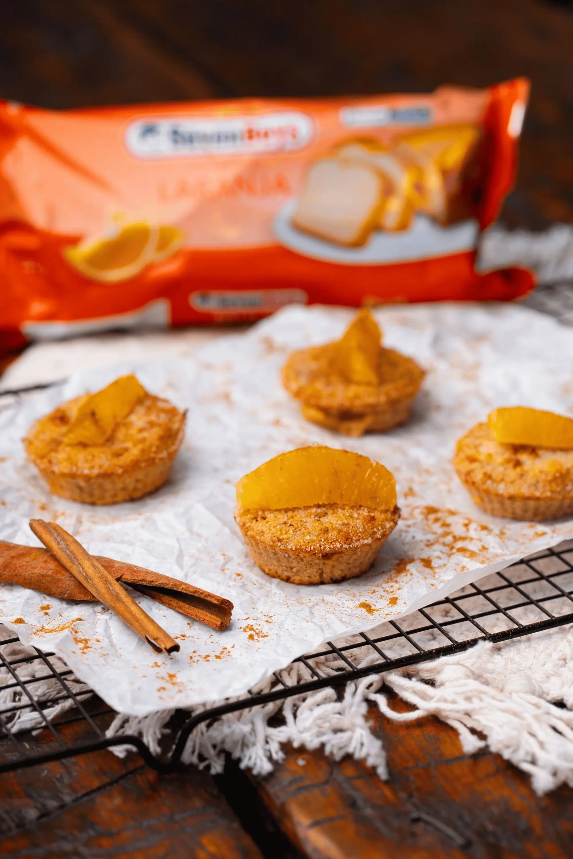 Bombocado de Bolo de Laranja com Coco