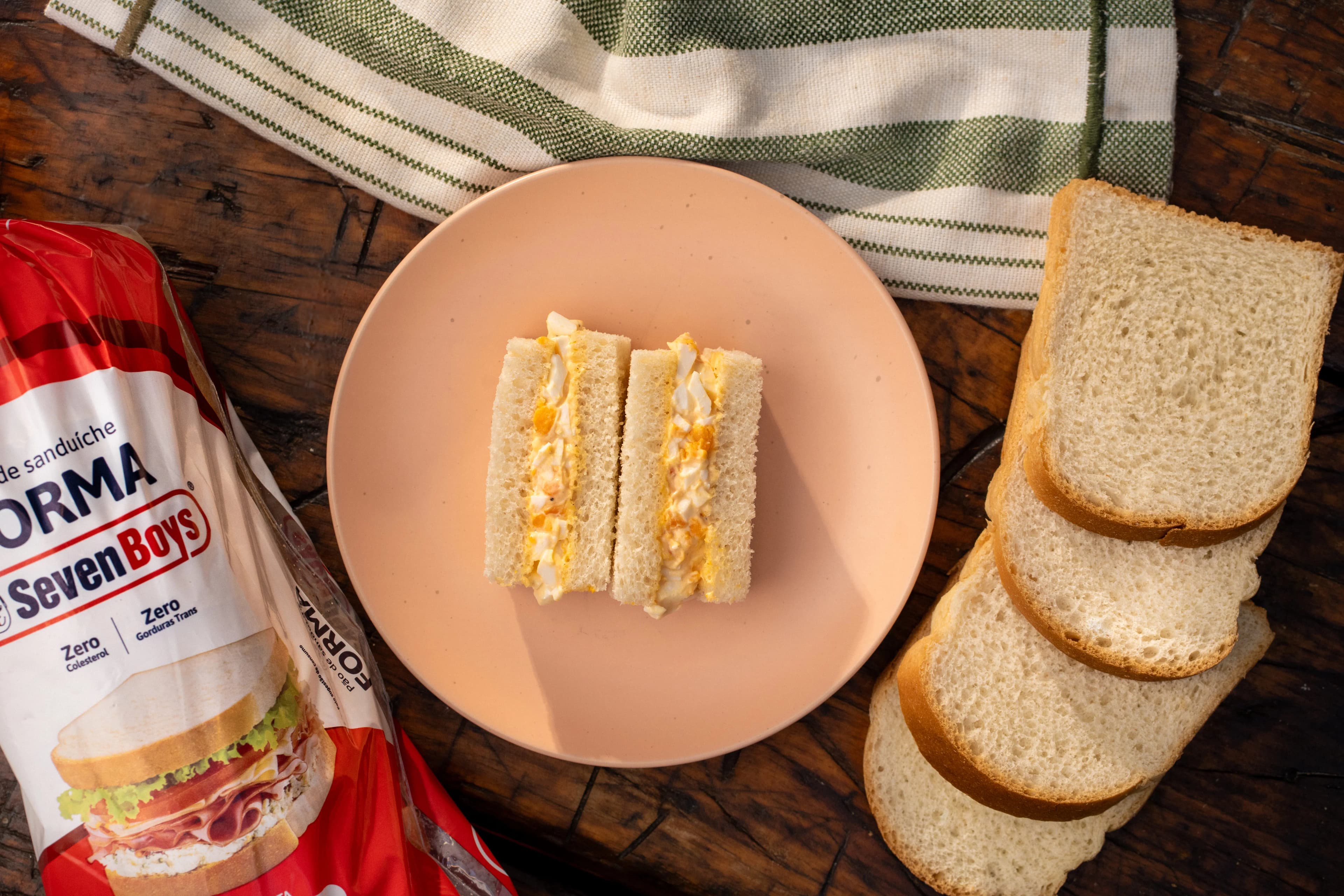 Tamago Sando (Sanduíche de Ovos)